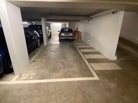 place de parking sécurisée à louer – chevilly-larue (proche ligne 14)