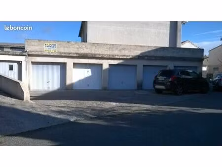 location garage fermé (box)