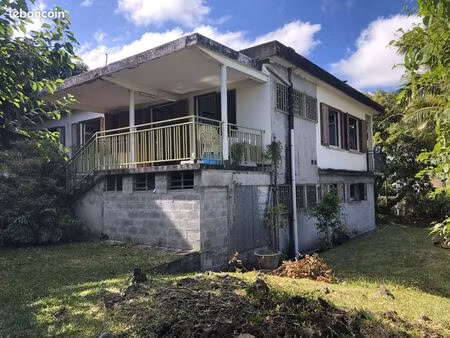 villa 5 pièces 160 m²