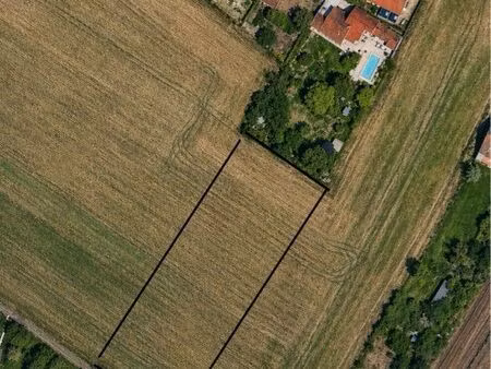 terrain agricole ou terrain de loisirs au cœur d’ouges