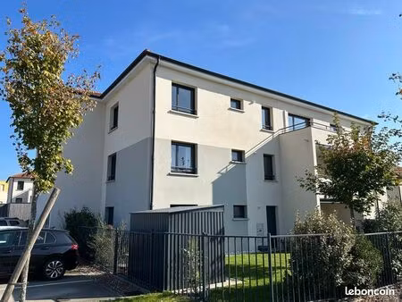 appartement t3 63m2
