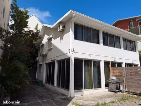 maison r+1 proche tribunal en bail commercial  habitation ou colocation