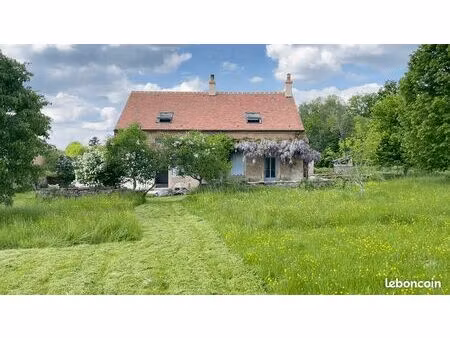 maison rénovée & dépendances sur 3 hectares