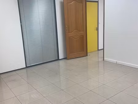 bureau de 40 m²