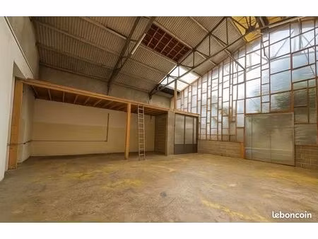 local d'activité / stockage 160 m² - 8 mètres de hauteur - dijon rocade - disponible au 1/