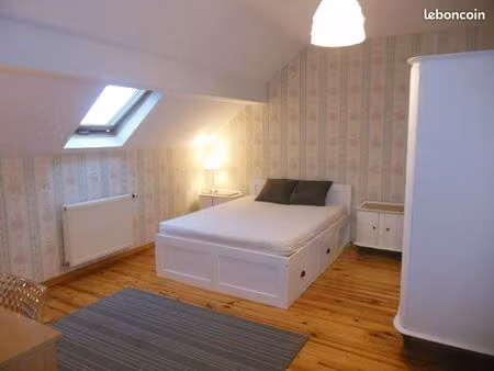 agréable chambre meublée idéal pied à terre