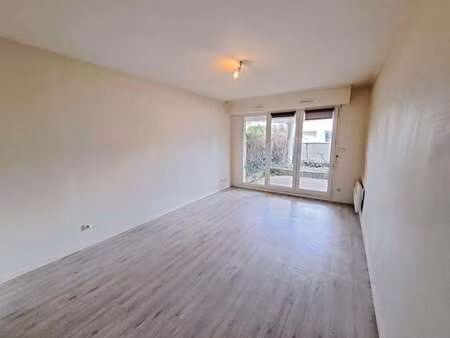 location appartement t1 à nantes pont du cens - petit port (44000) : à louer t1 / 28m² nan