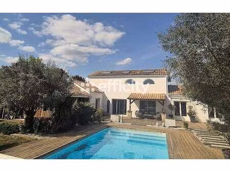 vente maison piscine à saujon (17600) : à vendre piscine / 169m² saujon