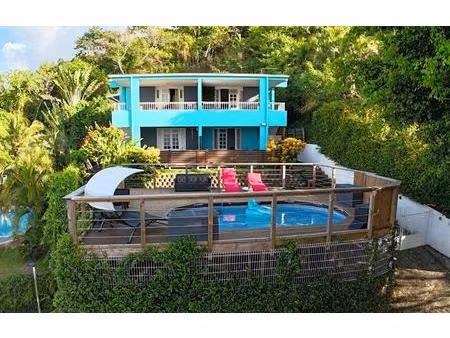 immeuble f10 aux trois-îlets de 227m2 -vue mer panoramique et piscine