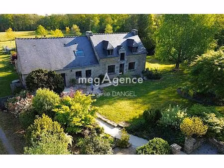 longere 210 m2 sur 8000 m2 de parcelle