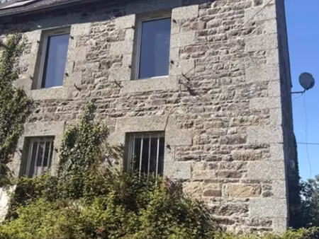 maison à moustéru (22200)