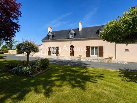 maison avec dépendances et terrain jusqu’à 6 ha