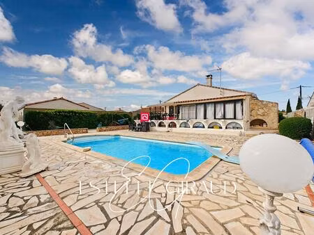 au somail : villa 4 faces avec piscine  rénovée  prête à vivre