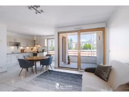 appartement t2 - 48 m² - env. résidentiel louis boch