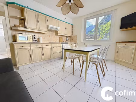 special investisseurs - cauterets centre-ville - t2 très luminu