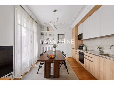 ** saint-françois-xavier ** appartement d'exception avec balcon