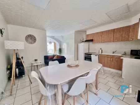 appartement t3 avec terrasse rez-de-chaussée pomérols