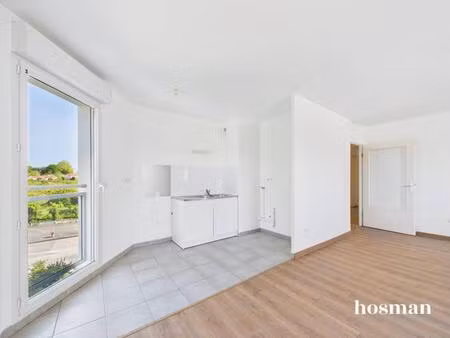 appartement t3 lumineux avec balcon et garage - 69 m² - boulevard des sports  vertou