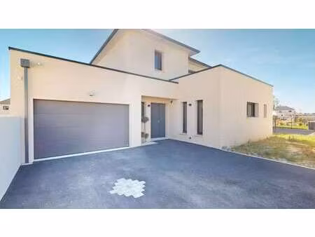 vente maison à biéville-beuville (14112) : à vendre / 167m² biéville-beuville