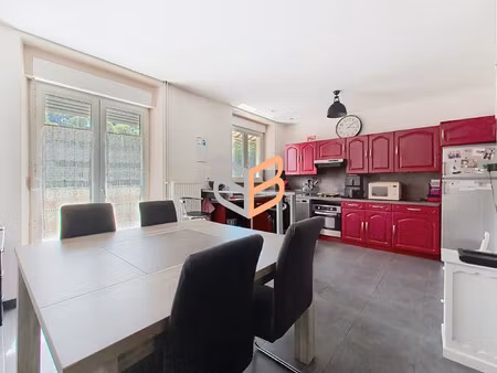 maison de village rénovée proche de la frontière