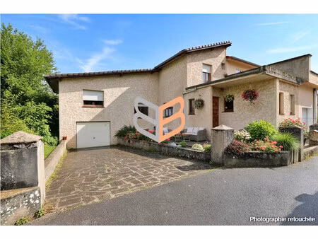 maison familiale avec terrain constructible sur les hauteurs