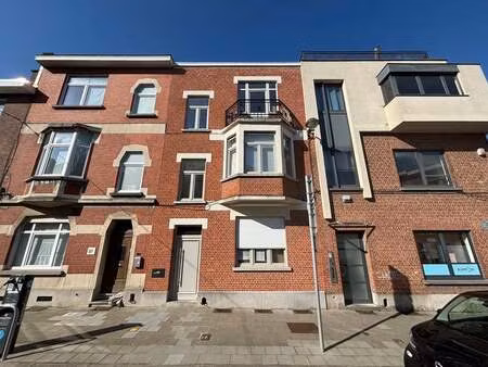 appartement à louer à auderghem € 1.190 (lnnde) - century 21 souverain | zimmo