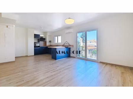 perpignan palais des congres t3 refait a neuf avec grand garage