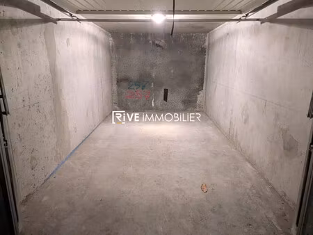 thonon- un parking n-2 de 14m² à 110eur cc