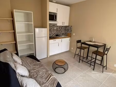 charmant t2  secteur stade des alpes