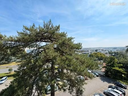 appartement 3 pièces 53 m²