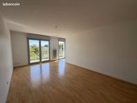 appartement 3 pièces 65 m²