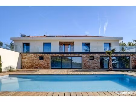 villa 315 m2 proche du centre de balma
