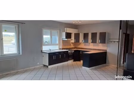 location maison 120m2 la celle saint avant