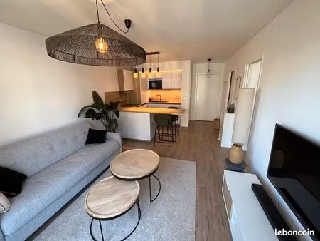 t2 meublé centre ville - prox. gare (8min à pied)