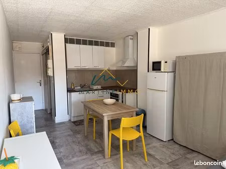 studio 1 pièce 23 m²