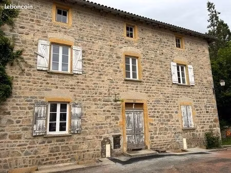 maison 5 pièces 150 m²