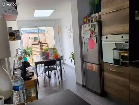 maison entièrement meublée