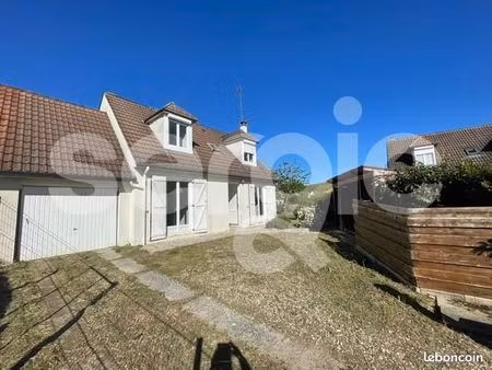 maison 6 pièces 93 m²
