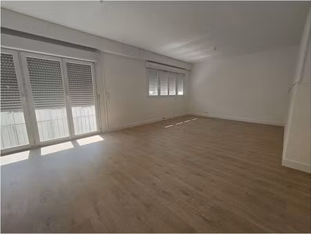 location t4 toulouse côte pavée