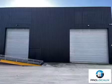 location local d’activités canly 60680 360m²