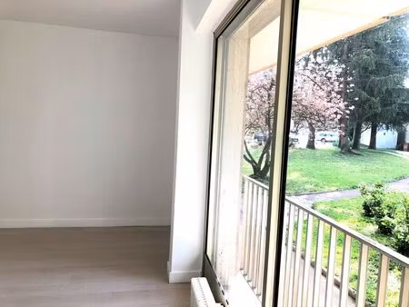 location local d'activités 37 m²
