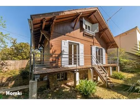 maison de ville t4 de 120 m2 à aix-en-provence 13100