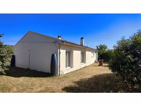 maison à vendre 9 pièces plain pied-chateau landon (77)-accès paris en train 1h15