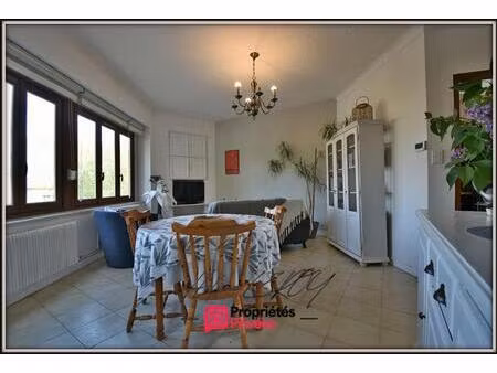 maison de ville fonctionnelle  proche de toutes commodités