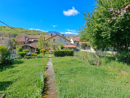 a vendre maison lavelanet avec jardin et garage