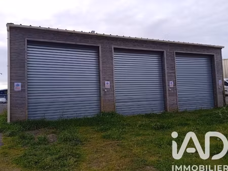 vente garage undefined m²