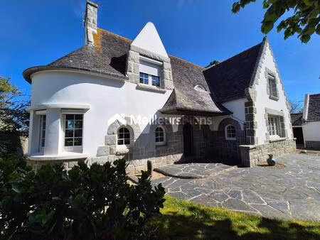 magnifique propriété de 186m² 7 pièces sur un terrain de 2475m²