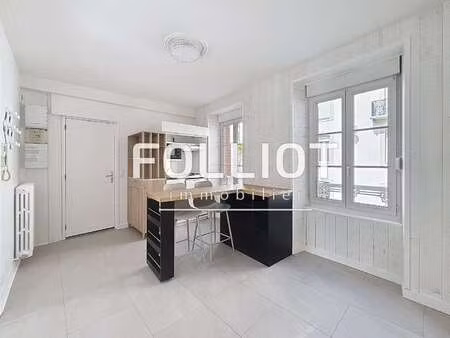 location appartement 2 pièces à granville (50400) : à louer 2 pièces / 31m² granville