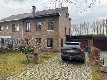 huis te huur in brasschaat met 3 slaapkamers