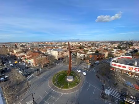 toulouse barriere de paris  superbe t4 de 94m²  terrasse  parking  vue degagee